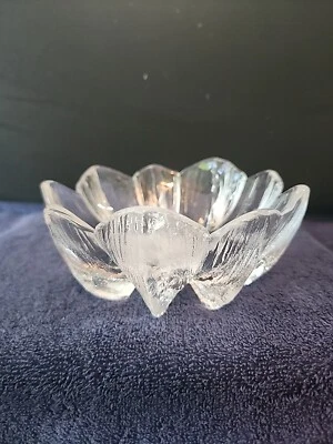 Kosta Boda Mats Jonasson Water Lily Monet Textured Glass Flower Bowl Vintage  - Image 1 of 4