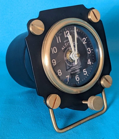 Pendulux WWII Style Altimeter Table Clock Cover