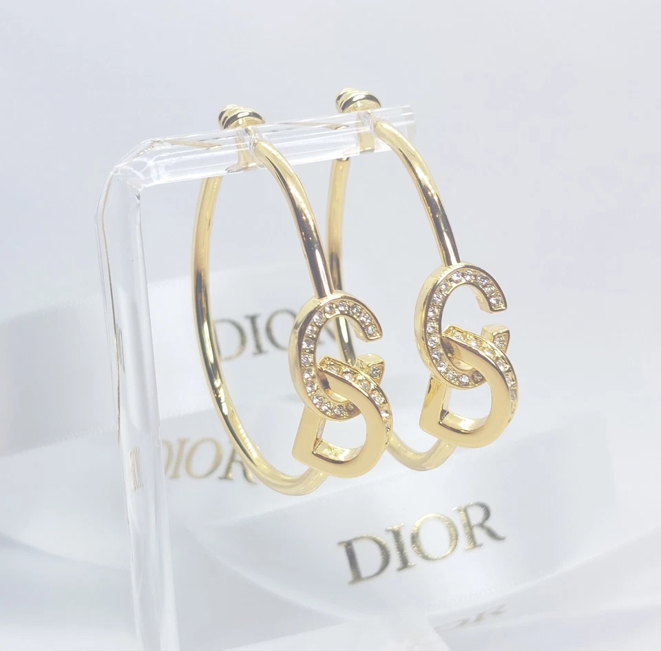 PENDIENTES ARO CD DIOR - Caja y bolsa antipolvo incluidos Foto 1 de 2