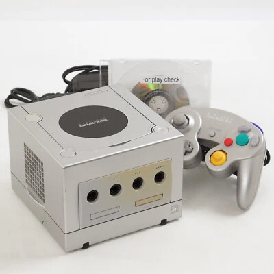Gamecube Silver Console DOL-001 JP For Japan Game CD Tested system DNH10057467 - Image 1 of 4