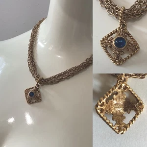 Collar Colgante Cabujón Azul Multi Hilo Givenchy Firmado De Colección Diseñador - Imagen 1 de 10