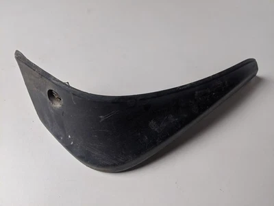 NISSAN QASHQAI 2008 RIGHT REAR MUD FLAP SPLASH GUARD - Image 1 of 2