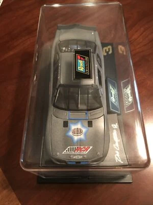 Coche de prueba Oreo Dale Earnhardt Jr. #3 con cronómetro 2002 Revell 1:24 uno de 7.776 Foto 1 de 4