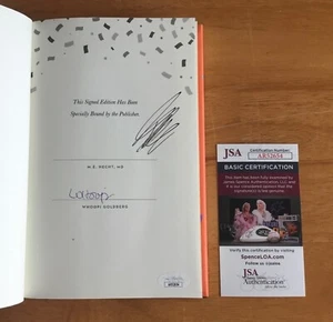 Whoopi Goldberg Actor Comedian Signed Autograph Two Old Broads Book JSA COA - Imagen 1 de 4