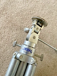 VINTAGE TILTALL PROFESSIONAL aluminum 72" TRIPOD #4602 CM MARCHIONI MADE IN USA - Picture 1 of 3