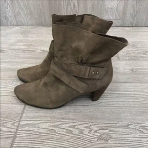 Paul green booties 7.5 the color tan / green heeled boots shoes - Picture 1 of 5
