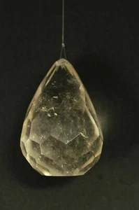 Diffuseur Solaire cristal de roche facetté quartz a suspendre feng shui 106g - Picture 1 of 1