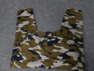 Banana Republic женские брюки 4P миниатюрный зеленый камуфляж Hayden - Изображение 1 из 4