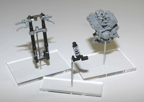 TAMIYA 12618 SET FORCELLA ANTERIORE HONDA RC211V 2006 1/12 - Immagine 1 di 1