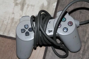 Official Sony PlayStation Classic Mini SCPH-1000 PS1 Wired CONTROLLER TESTED! - Picture 1 of 2