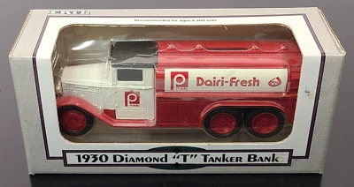 Vintage ERTL Publix Dairi-Fresh 1930 Diamond "T" Tanker Bank Die Cast 1:34 2112 - Image 1 of 4