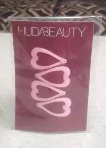 Huda Beauty Blush Filter Heart Shaped Hairclips - Picture 1 of 1