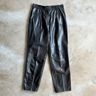 Calça de couro plissada preta vintage anos 80 Laurice cintura 28” - Imagem 1 de 4