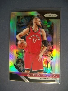 JONAS VALANCIUNAS 2018-19 Panini Prizm Silver Prizms #93 Raptors - Bild 1 von 1