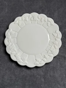 Westmoreland Milk Glass Grape Paneled Dinner Plate - Picture 1 of 4