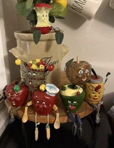 MENGE 7 anthropomorphe Regal Sitzer Obst Apfel Kuchen Motiv WMG 2006 - Bild 1 von 21
