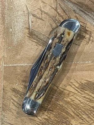 Winchester 1991 Stag Cattle Whittler Knife - Image 1 of 4