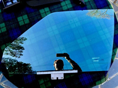 Ventana de puerta del conductor Saab 9000 OEM Foto 1 de 4