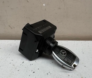 Mercedes-Benz C AMG W204 2012 Diesel Ignition barrel lock A2079057101 - Picture 1 of 6