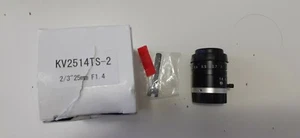 OMRON DVT Lens 25 mm KV2514TS-2 2/3" 25MM F1.4 - Foto 1 di 4