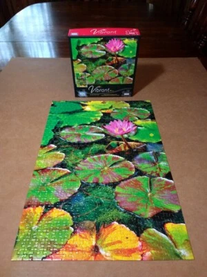 MEGA Puzzles 500 Piece Jigsaw Vibrant Series Water Lily Complete - Image 1 of 4