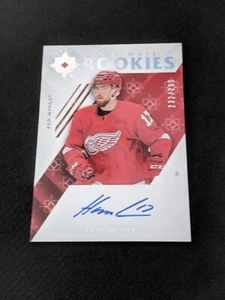 2018-19 UD ULTIMATE COLLECTION FILIP HRONEK #70 #ed 232/299 ROOKIE AUTO RC - Picture 1 of 2