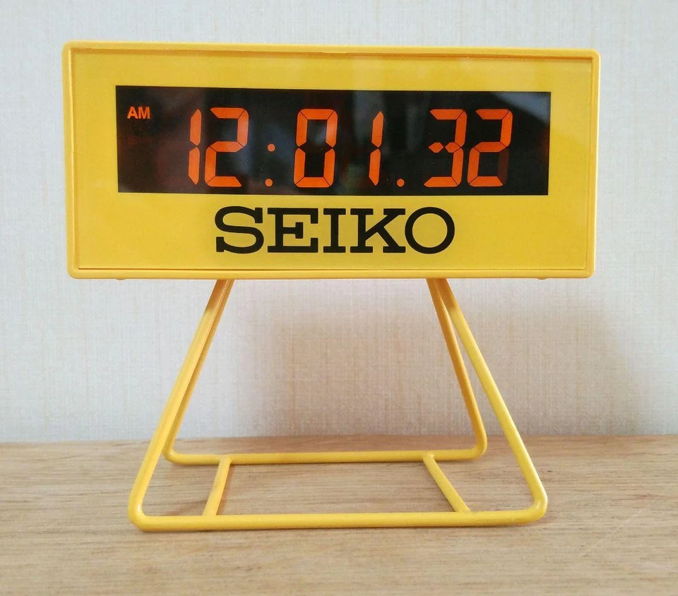 SEIKO Mini Sports Timer Clock Digital SQ815Y Yellow 93 x 104 x 45mm - Image 1 of 3