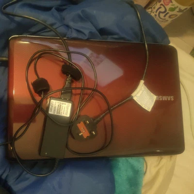 SAMSUNG R530, Pentium Dual-Core T4400 @ 2.20GHz, 2x4 ram  8 together 500 GB  - Image 1 of 4