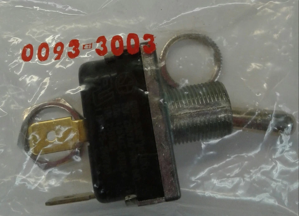 93-3003 McGill interruptor momentâneo, terminais de pá - Imagem 1 de 1