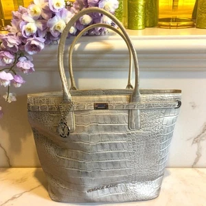BEAUTIFUL VERSACE GOLD CREAM BAG NEW WITHOUT TAGS GENUINE - Picture 1 of 4