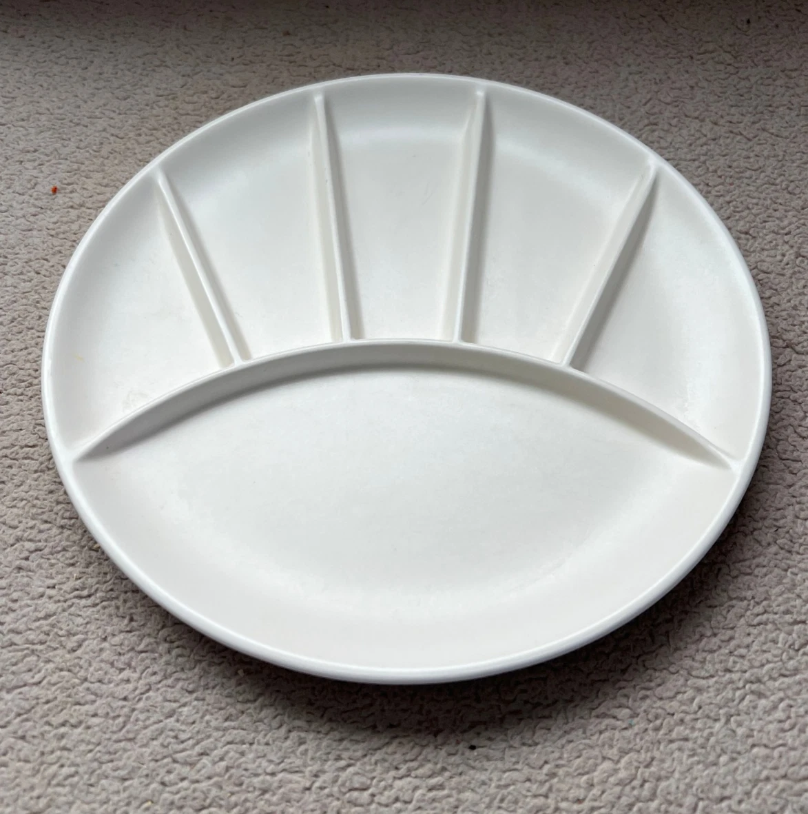 Large Japanese Ceramic Plate - 19cm Beige Glazed Stoneware Dish For Sushi, Salads, Entrees