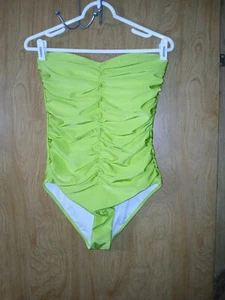 Gren Size Medium Ruffled Strapless One Piece Bathing Suit By Punnow - Picture 1 of 4