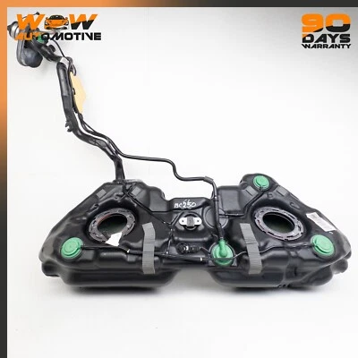 08-17 MERCEDES W204 C250 C350 E400 E550 TANQUE DE COMBUSTIBLE CONJUNTO DEPÓSITO OEM Foto 1 de 4