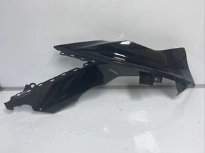 Yamaha Pannello 4, BS7-F172H-00-P0 OEM YZF320 in nero.   (f1) - Foto 1 di 12