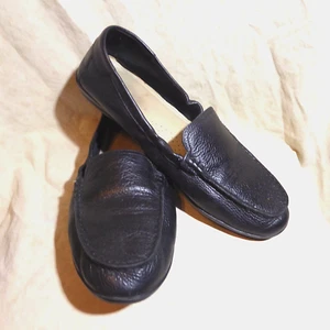 🥿 Hush Puppies Moc Toe Loafers 9.5 W Black Leather; Leather Lining and Insole - Picture 1 of 16