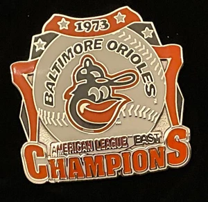 PIN CONMEMORATIVO BALTIMORE ORIOLES 1973 LIGA AMERICANA CAMPEONES DEL ESTE - Imagen 1 de 1