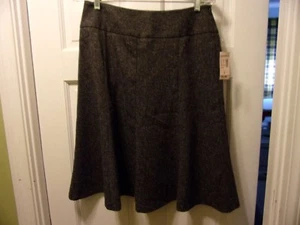 Dressbarn Women's Size 4 Skirt  Gray & White Tweed Flare Hem Knee Length Winter - Picture 1 of 3