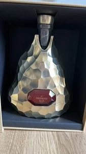 Hennessy XO Cognac 2024 Deluxe Limited Edition by Jean Michel Othoniel 0,7 - Bild 1 von 2