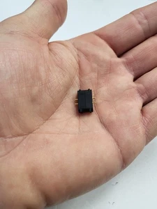 MAGNETISCHE STECKVERBINDUNG 2-POLIG MIT VERPOLSCHUTZ FÜR RC-KAROSSERIEN ETC. - Bild 1 von 3