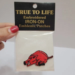 New Vtg Arkansas Razorback Iron On Patch Hogs Boar Univ. of Arkansas Embroidere  - Picture 1 of 5