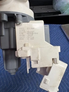 Waschmaschine Ablaufpumpe W11259498 - Bild 1 von 5