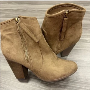 Journee Collection Link Women’s Ankle Boots Brown Faux Suede Booties Size 10 - Picture 1 of 10