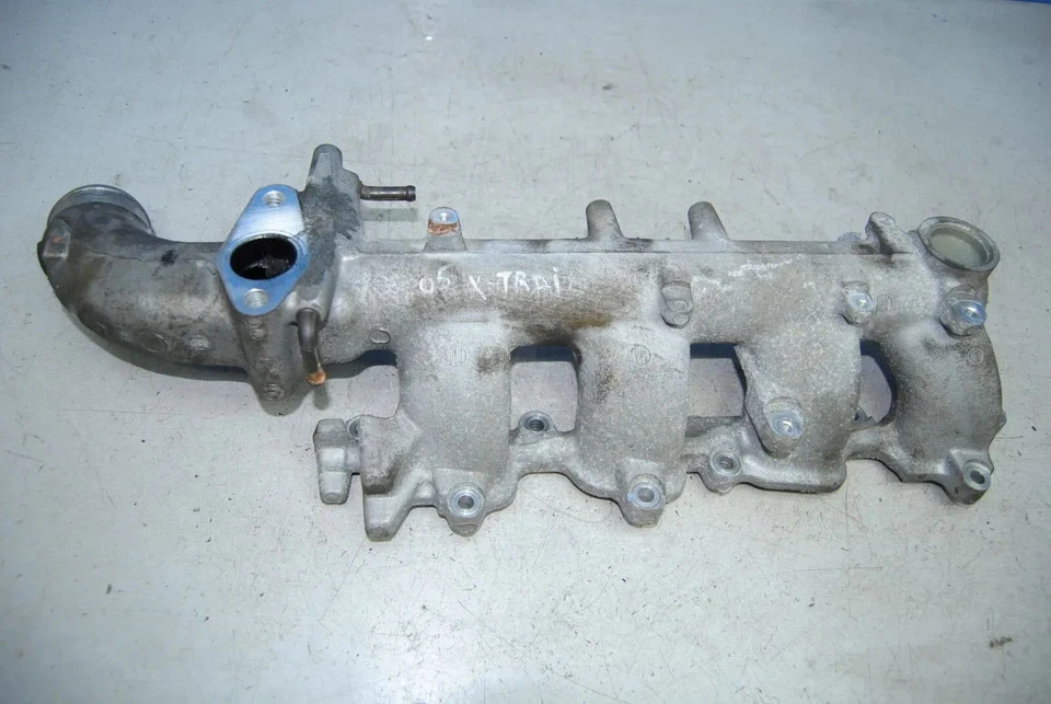 Nissan X-Trail T30 2.2 dCi Bj.05 Intake bridge Intake manifold - Image 1 of 1