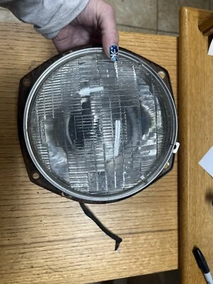 81 82 Ford Courier farol balde passageiro destro fabricante de equipamento original 1981 1982 - Imagem 1 de 2