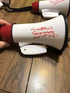 Autografo firmato Jimmy Hart Megaphone wrestling WWE roh WCW impact aew wrestling - Foto 1 di 4