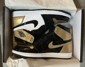 Nike Mens Jordan 1 Retro High OG NRG Gold Toe 2018 Size 10 NEW Deadstock - Picture 1 of 6