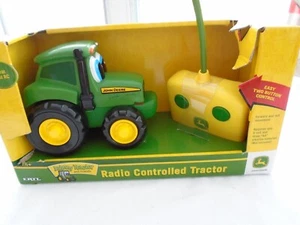 ERTL John Deere Johnny Tractor And Friends Radio Controlled Tractor In Box - Picture 1 of 4