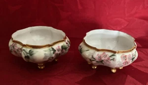 2 T & V LIMOGES FRANCE Floral 3 Footed Open Salt Cellars bowls Fluted Edge - Picture 1 of 5