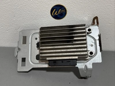 Amplificador AUDI TT Coupe Quattro Audio 8j0035464 con soporte OEM Foto 1 de 4