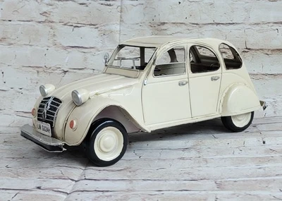 Citroen 2CV, beige, Model Car, Miniature déjà montée, Welly 1:24 Artwork GIFT - Image 1 of 4